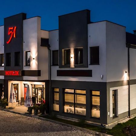 Hotelik 51 Pasłęk Dış mekan fotoğraf